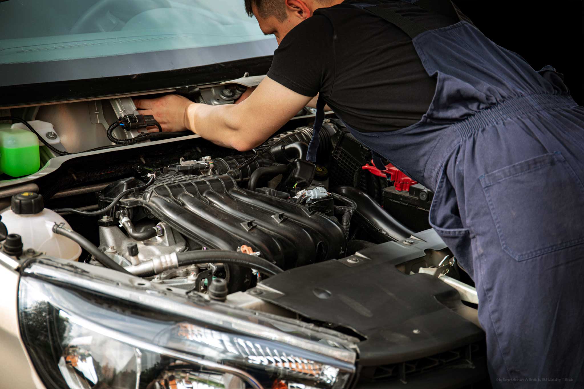 Kfz-Servicewerkstatt KLINZ Lackierzentrum